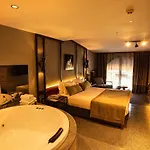 Cityloft 64 4*