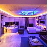 Cityloft 64 Aparthotel 4*