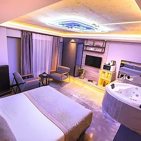 Cityloft 64 Aparthotel 4*